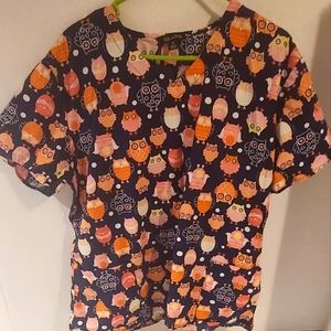 Zoe and Chloe scrub top